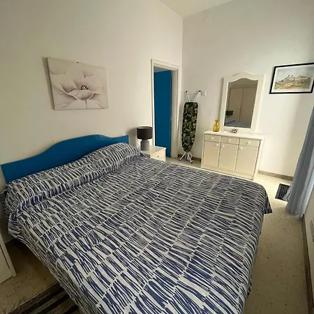 Seafront With Amazing Sunset View Apartment *