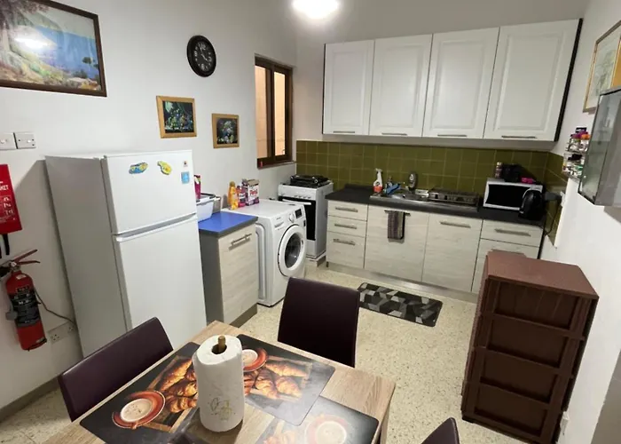 Seafront With Amazing Sunset View *